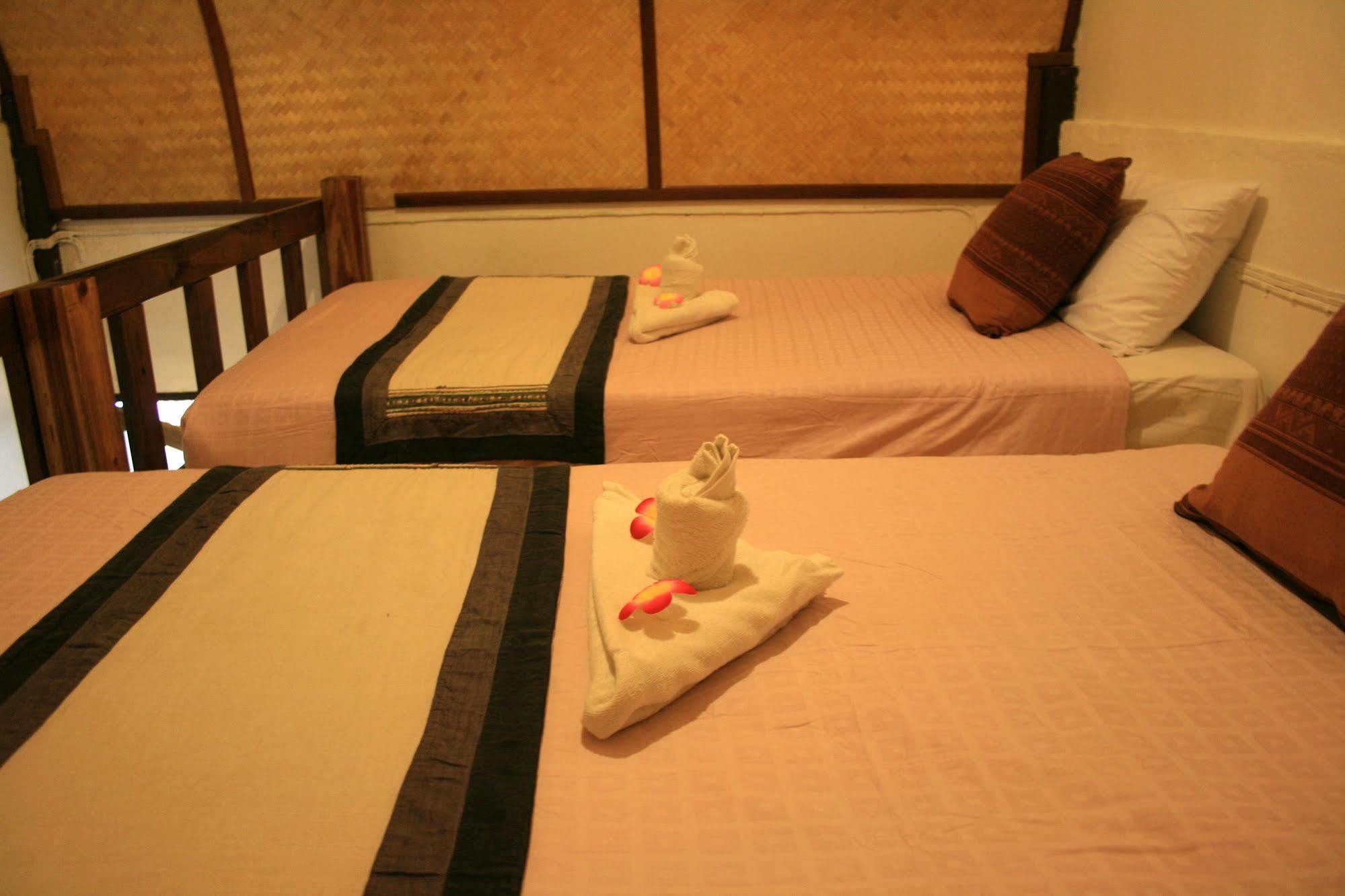 Готель Paifah Boutique House Екстер'єр фото