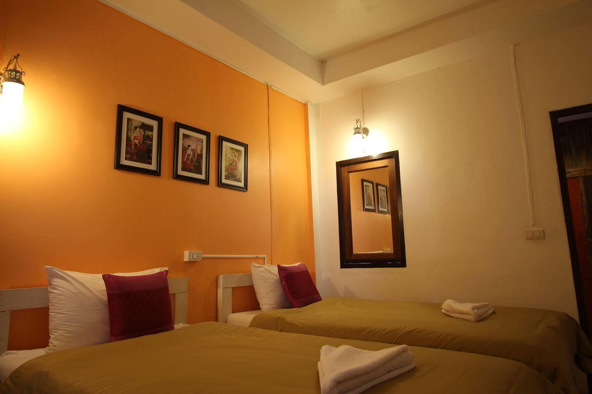 Готель Paifah Boutique House Екстер'єр фото
